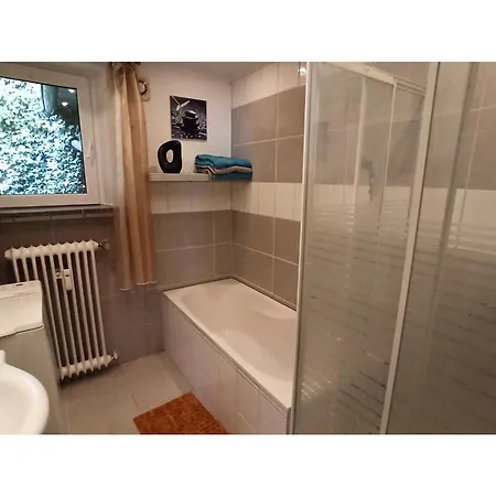 Lidwina Apartman *