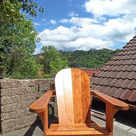 Lidwina Apartman *